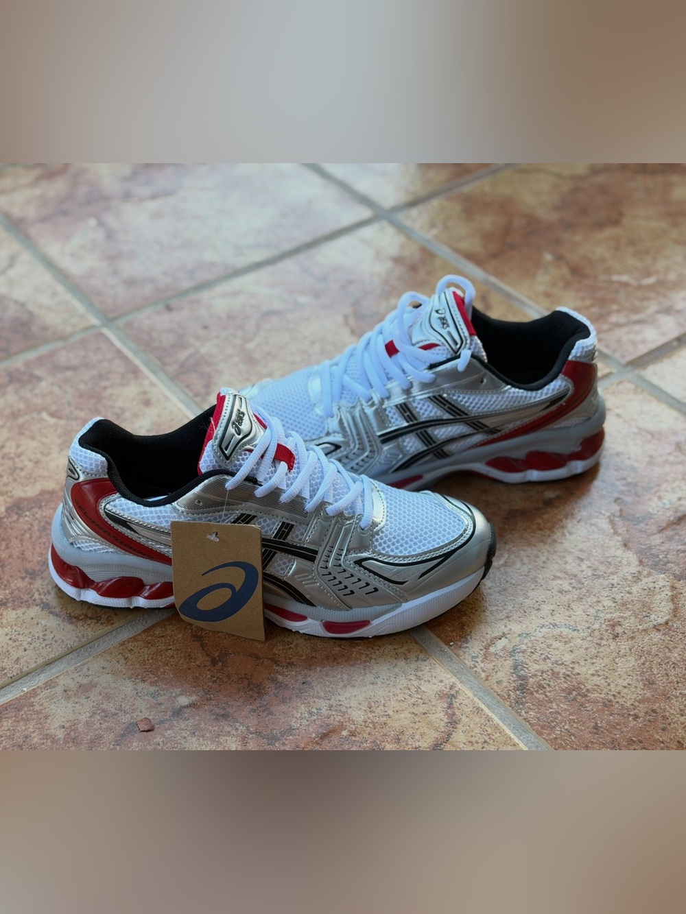 Size 9.5 Men’s And 11 Women’s Asics Gel Kayano 14 White Silver Red Athletic